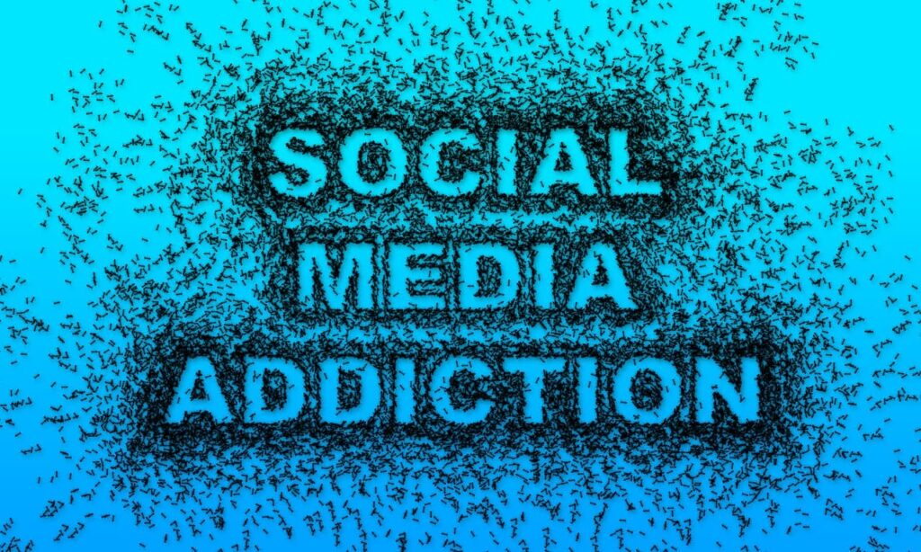 social-media-addiction-root-gsm